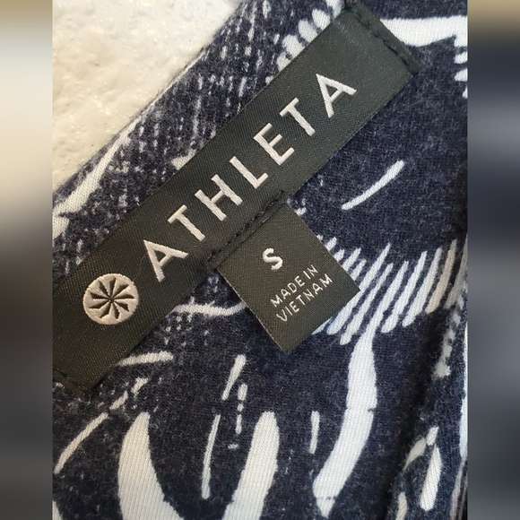 Athleta Santorini Dress V Neck Navy & White Print Midi Stretchy Dress Size Small - Picture 6 of 8